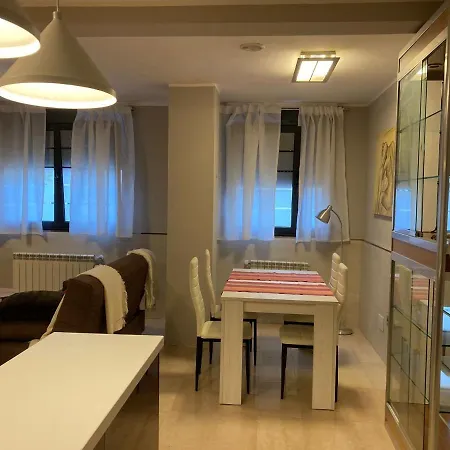 شقة Apartamento Estadio Tartiere