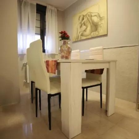 Apartamento Estadio Tartiere شقة
